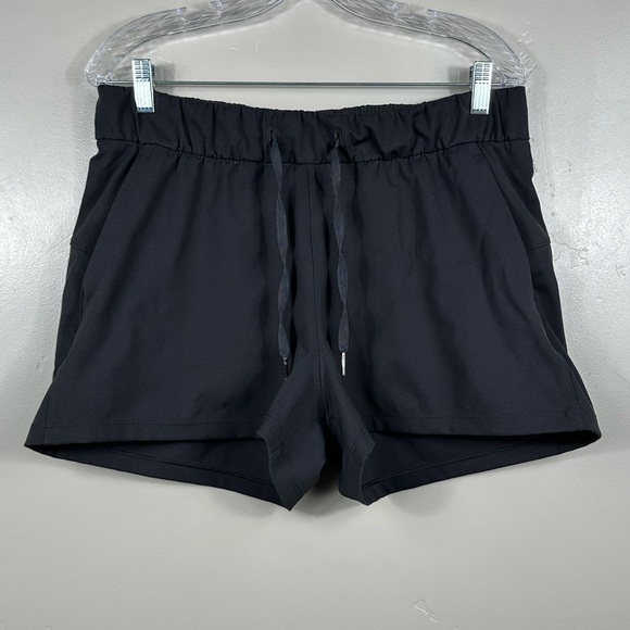 Lululemon On The Fly Short 2.5